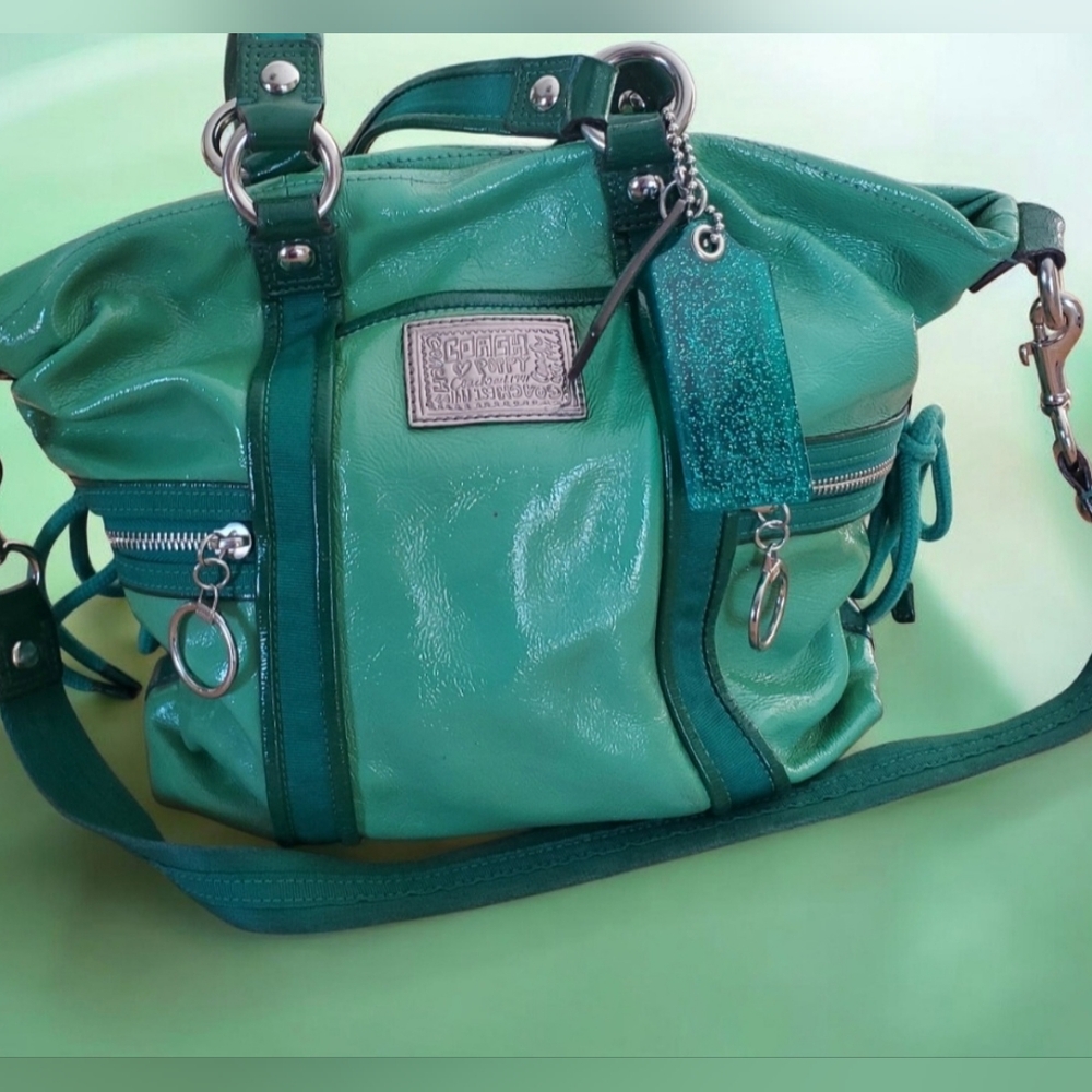 Coach Bags Green Color , 209 Coach Poppy Collection Bag , Soft glossy